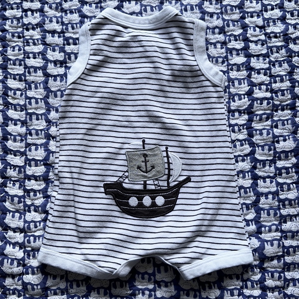 Carter’s Rompers - Picture 11 of 12